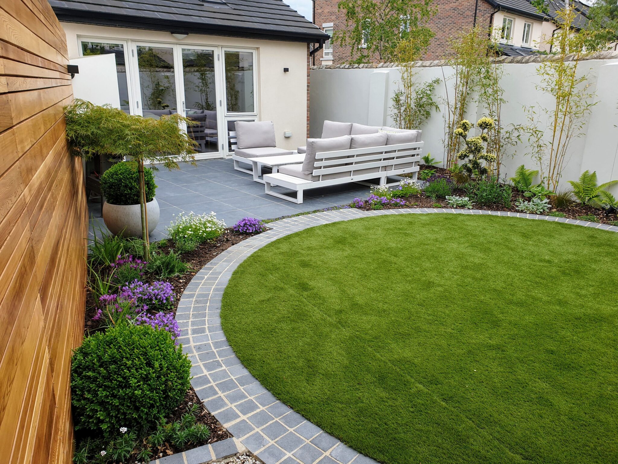 Sophisticated, Sleek Garden Design in Castleknock | LandArt